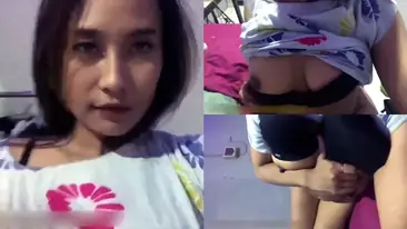 Skandal Herradure Gadis Cantik Pamer Toket Basah poster